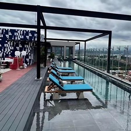 Skygarden Nunciatura Luxury Apartment #705 Сан-Хосе Екстер'єр фото